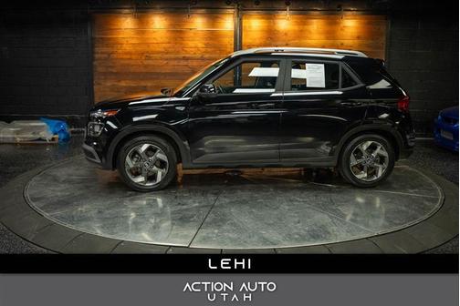 2022 Hyundai VENUE SEL