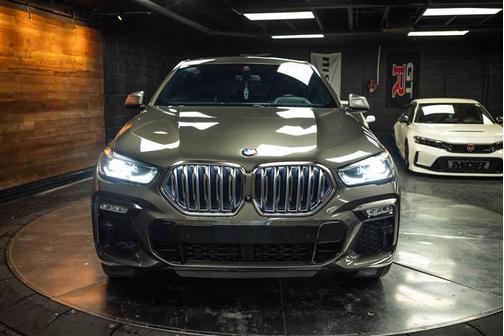 2020 BMW X6 M50i