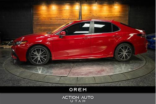 2023 Toyota Camry SE