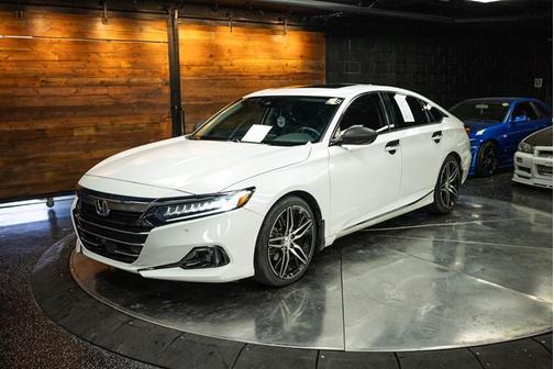 2022 Honda Accord Touring 2.0T