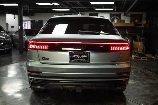 2023 Audi Q8 55 Premium Plus