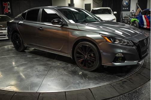2022 Nissan Altima 2.5 SR