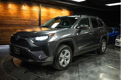2022 Toyota RAV4 Hybrid LE