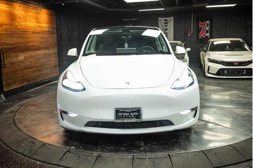2021 Tesla Model Y Long Range