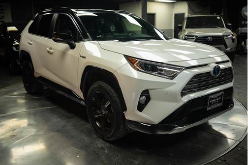 White 2020 Toyota RAV4 Hybrid XSE