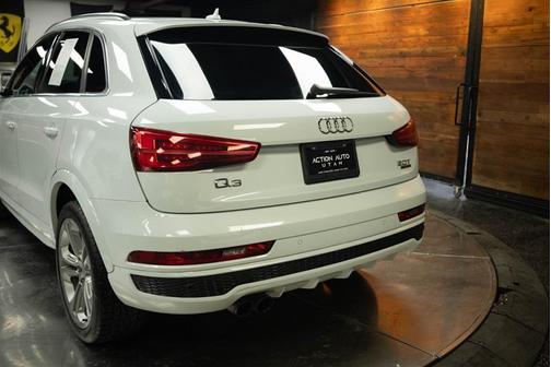Glacier White Metallic 2016 Audi Q3 2.0T Prestige