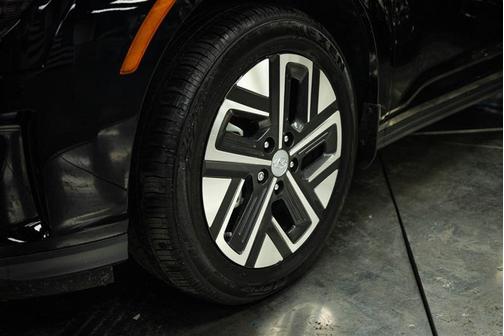 Black 2023 Hyundai KONA EV SE