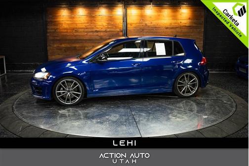 2017 Volkswagen Golf R 4-Door