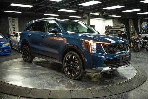 2025 Kia Sorento EX
