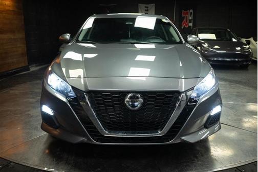 Gun Metallic 2019 Nissan Altima 2.5 S