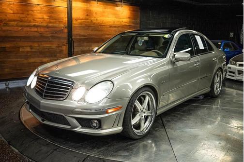 2007 Mercedes-Benz E-Class Base
