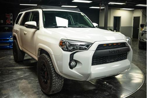 Off Road Gray 2020 Toyota 4Runner SR5/SR5 PREMIUM/LIMITED/NIGHTSHADE/TRD OFF ROAD/TR