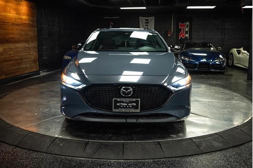 2022 Mazda Mazda3 Carbon Edition