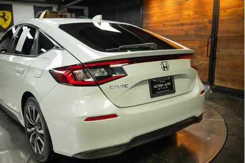 2022 Honda Civic EX-L