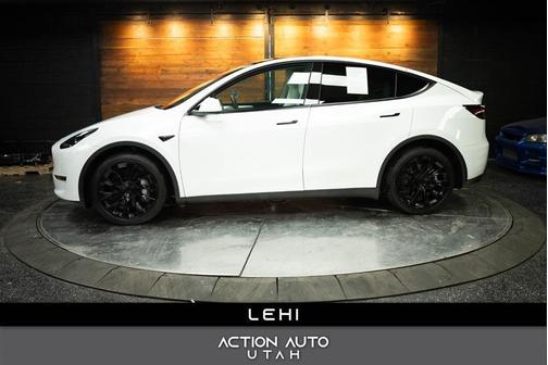2024 Tesla Model Y Long Range