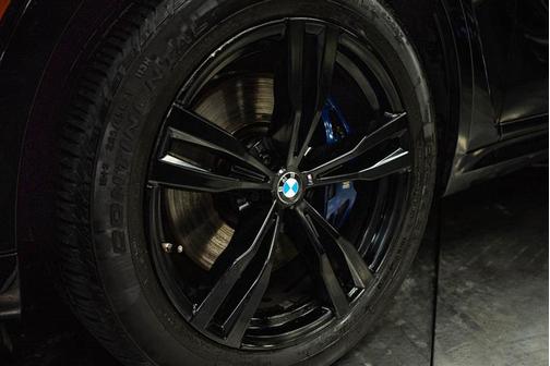 2020 BMW X7 M50i