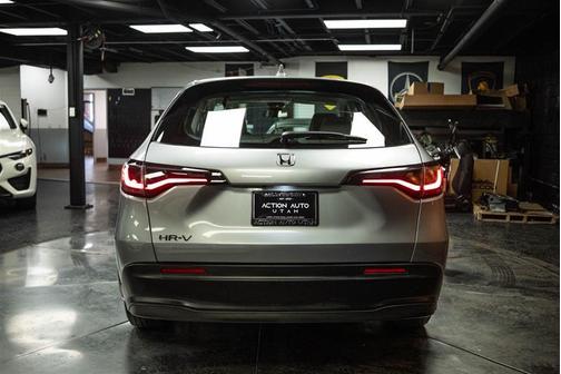 2023 Honda HR-V LX