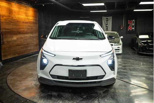 White 2023 Chevrolet Bolt EV 1LT