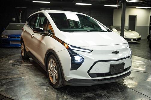 White 2023 Chevrolet Bolt EV 1LT