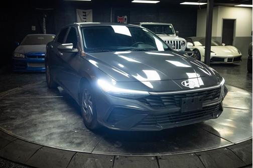 Gray 2024 Hyundai ELANTRA SEL