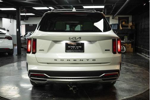 2022 Kia Sorento Hybrid S