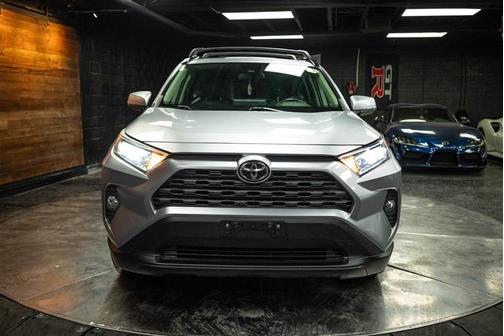2019 Toyota RAV4 XLE Premium