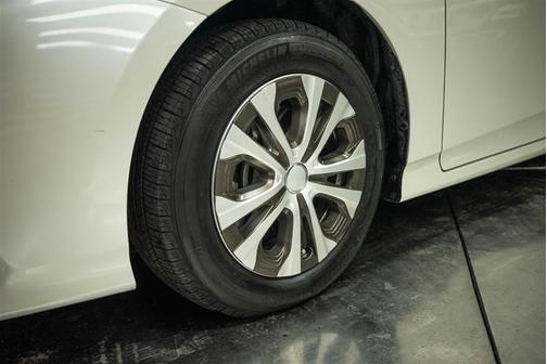 White 2020 Toyota Prius Prime LE