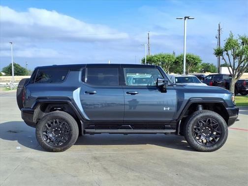 2025 GMC HUMMER EV SUV 2X