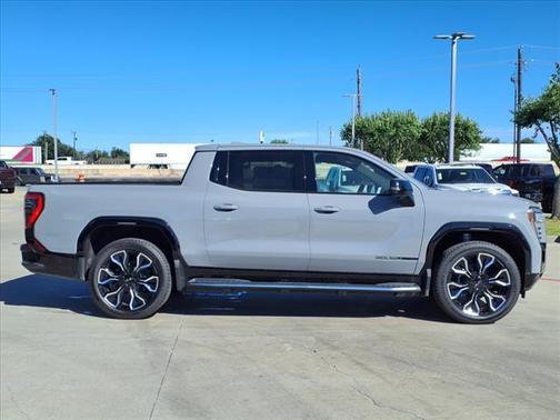 2024 GMC Sierra EV Denali