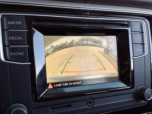 2016 Volkswagen Passat 1.8T S