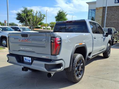2025 GMC Sierra 2500 AT4