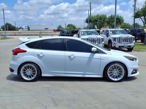 2018 Ford Focus ST Base