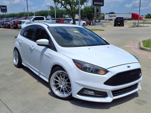 2018 Ford Focus ST Base