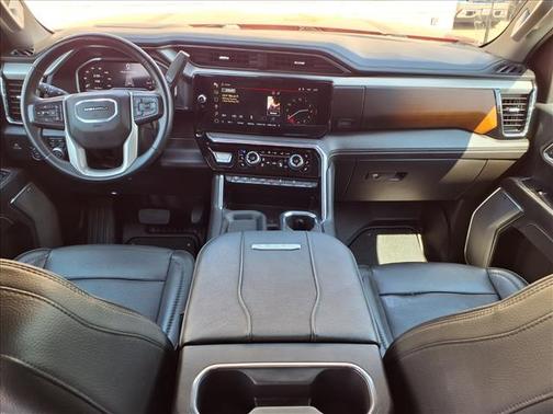 2024 GMC Sierra 2500 Denali