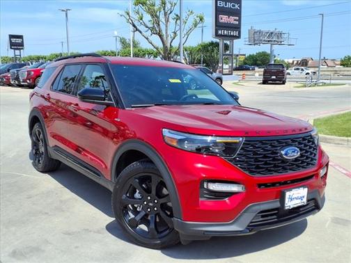 2024 Ford Explorer ST-Line