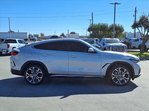2021 BMW X6 sDrive40i