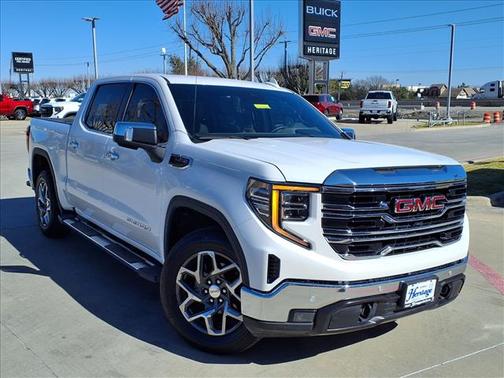 2024 GMC Sierra 1500 SLT