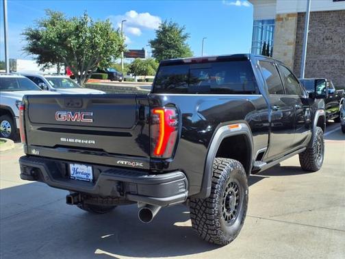 2025 GMC Sierra 2500 AT4X