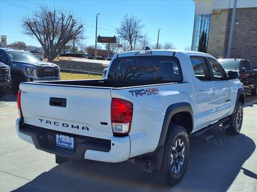 2019 Toyota Tacoma SR