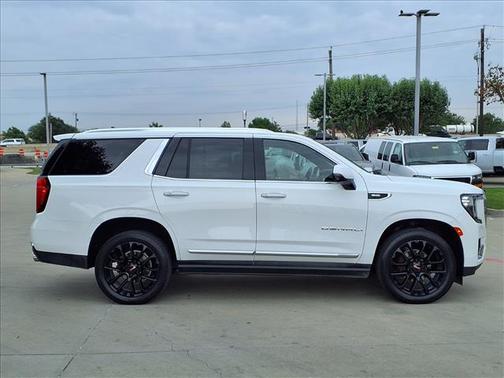 Summit White 2023 GMC Yukon Denali