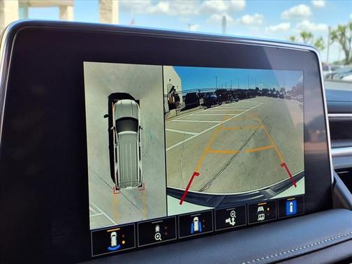 2022 GMC Yukon XL SLT
