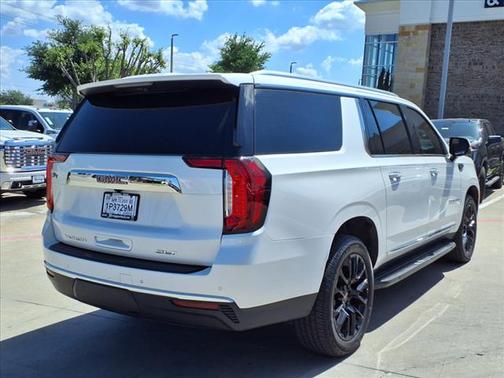 2022 GMC Yukon XL SLT