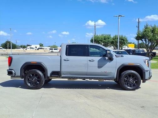 2024 GMC Sierra 2500 AT4