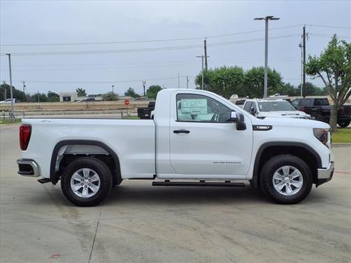 2025 GMC Sierra 1500 Pro