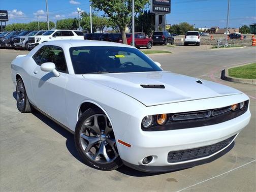 2015 Dodge Challenger SXT Plus