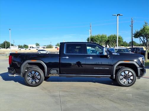 2025 GMC Sierra 2500 Denali