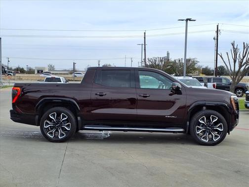 2025 GMC Sierra EV Denali