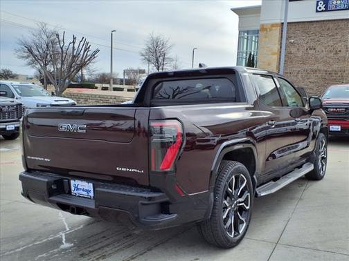 2025 GMC Sierra EV Denali