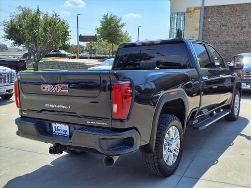 2020 GMC Sierra 2500 Denali