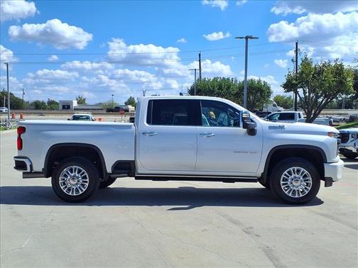 2022 Chevrolet Silverado 2500 High Country